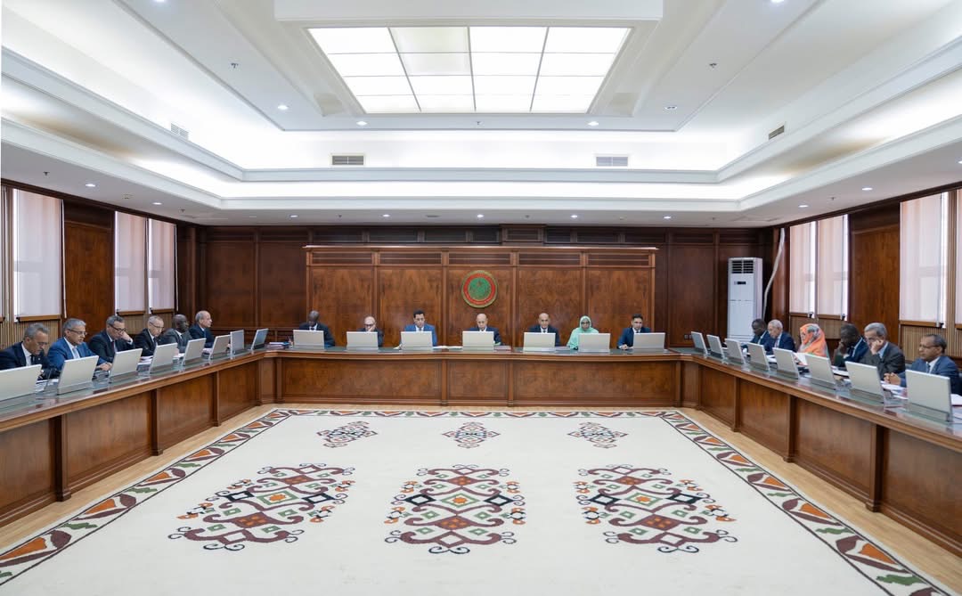 تعيينات مجلس الوزراء اليوم" بيان"